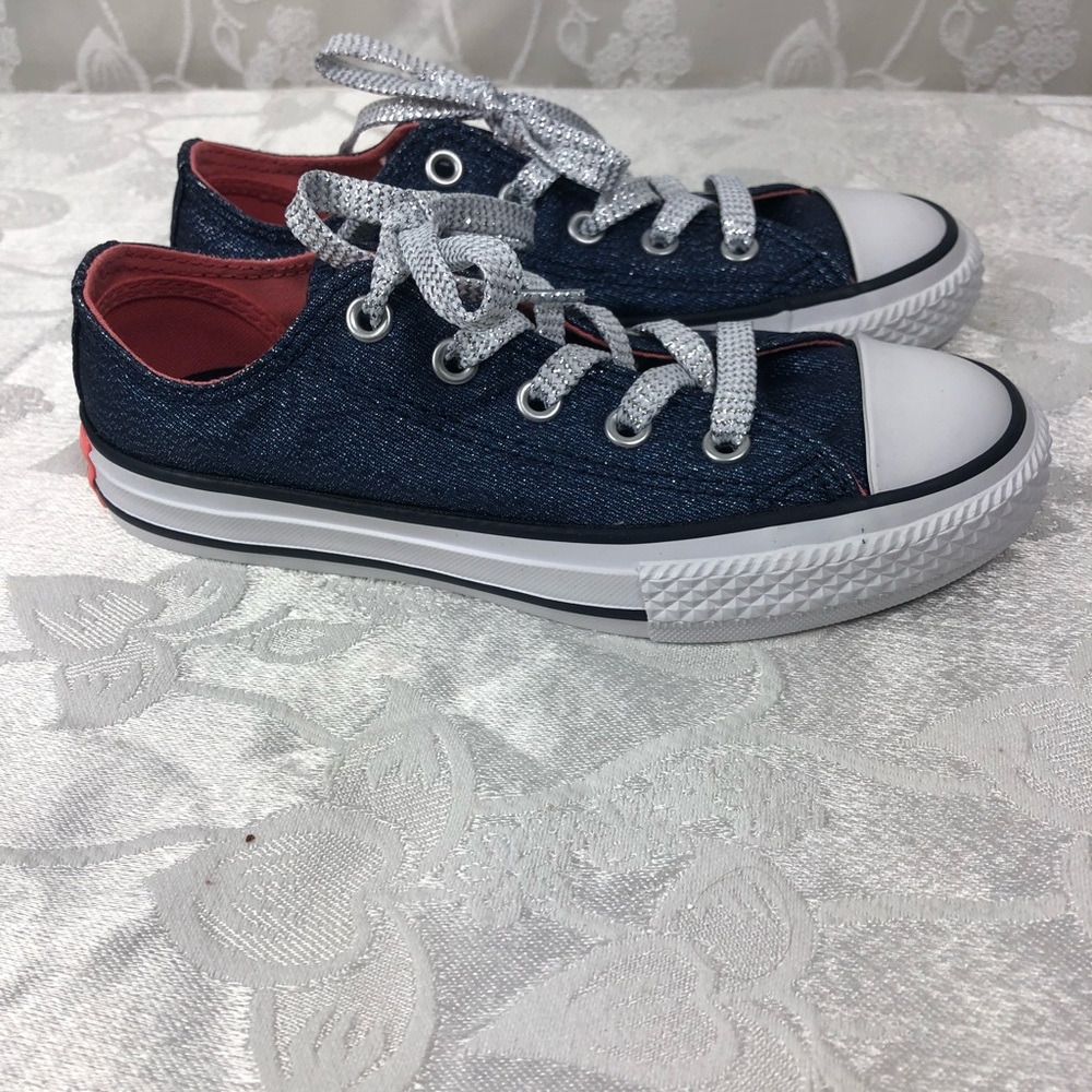 All star Converse Size 13. For Girls. NWT. - Picture 6 of 7